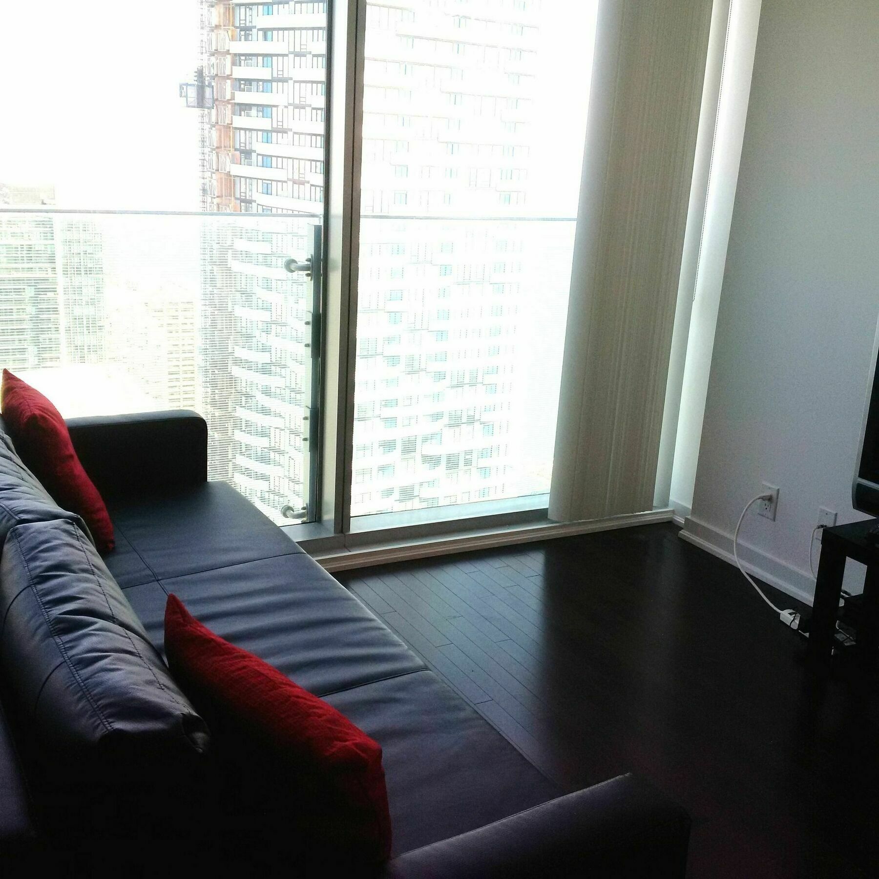 Trinity Suites - Condo On York Street 多伦多 外观 照片